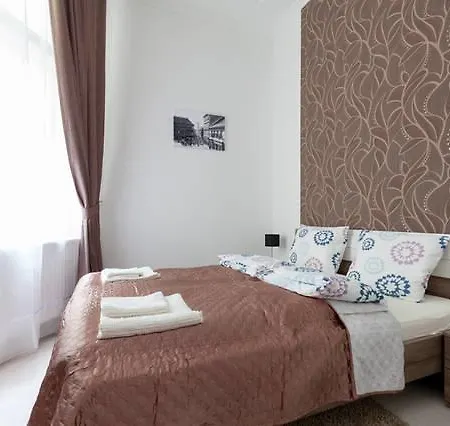 Daire Vaci Street Downtown *