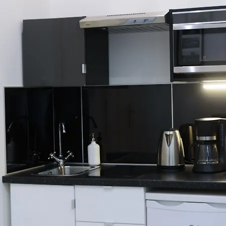 Vaci Street Downtown Apartment *